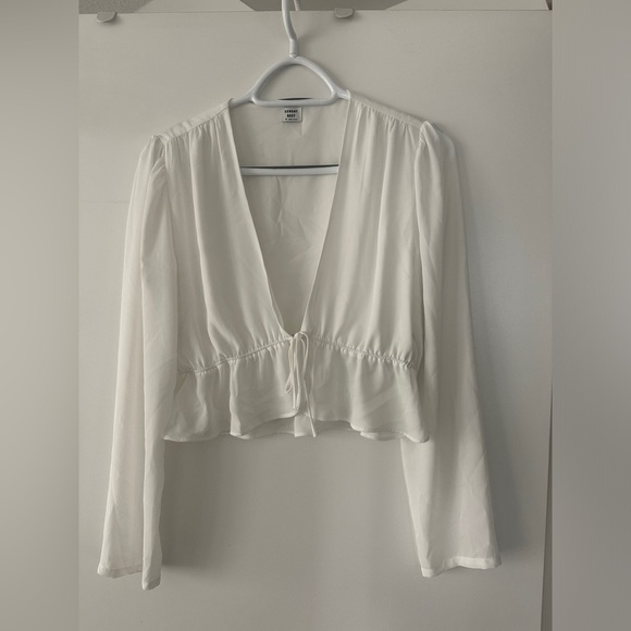 Aritzia Sunday Best White Crop Top - Picture 1 of 2